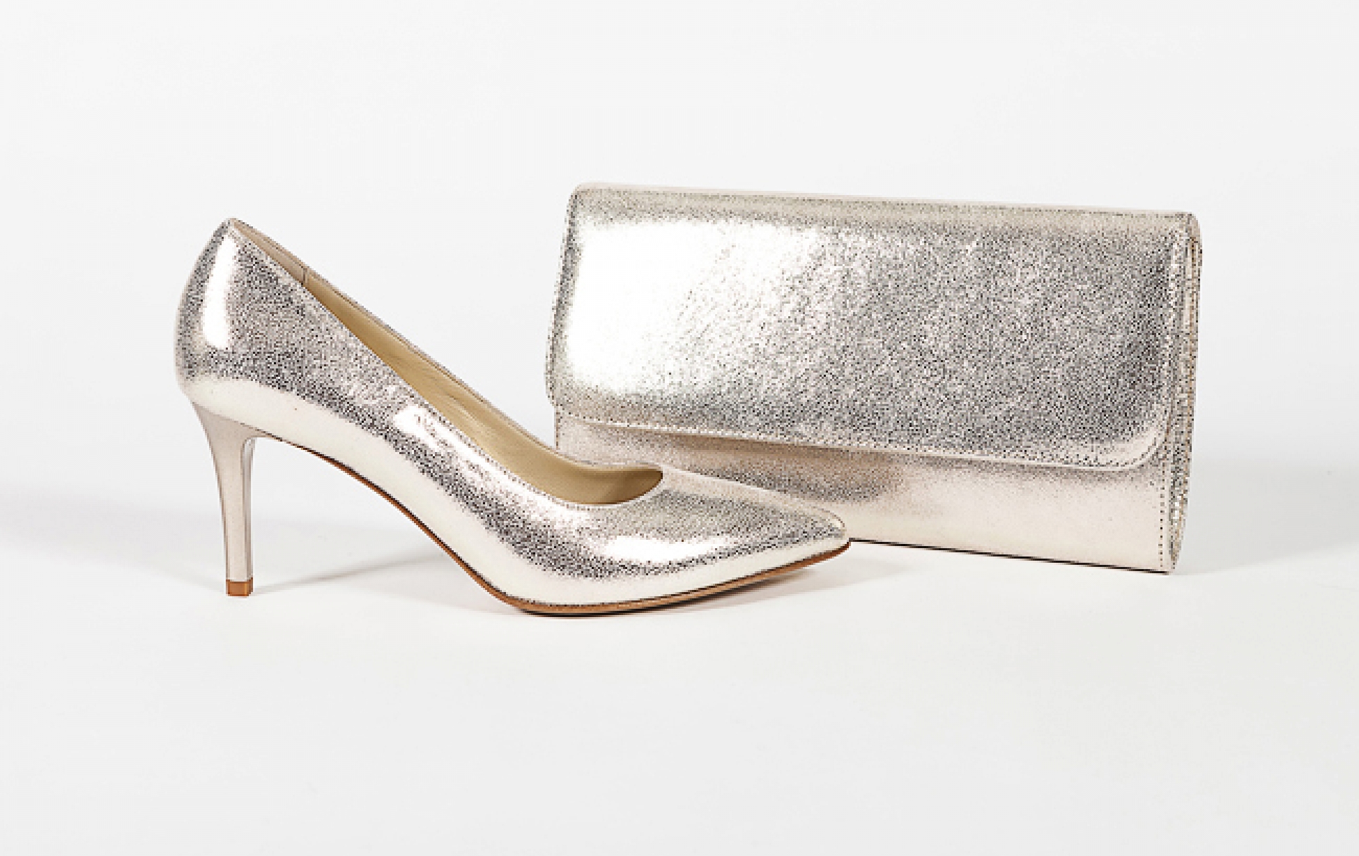 Pumps, sling backs & clutches